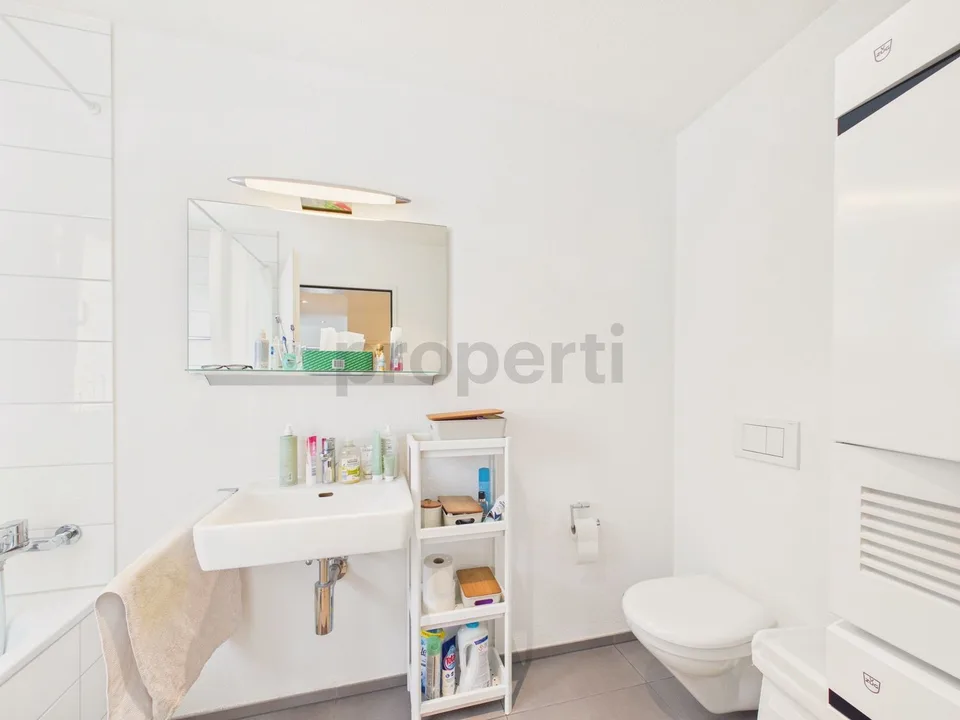 Moderne und grosszügige 3.5-Zimmer-Wohnung in Adliswil