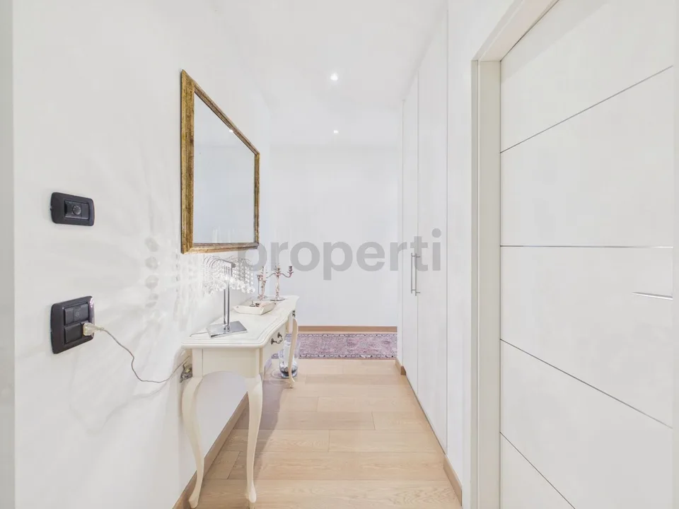 Eleganz, Panorama und Privatsphäre im Herzen von Montagnola