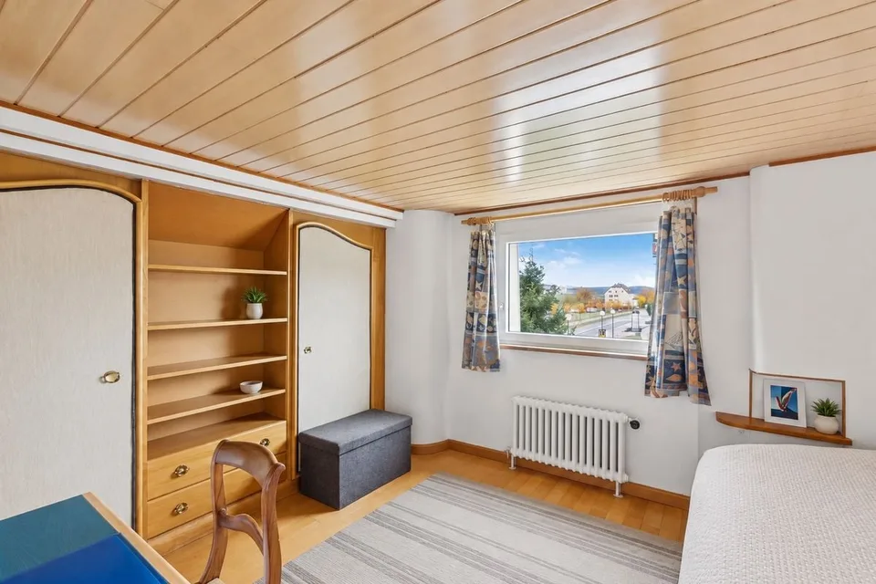 A house with generous volumes, ready to write a new story