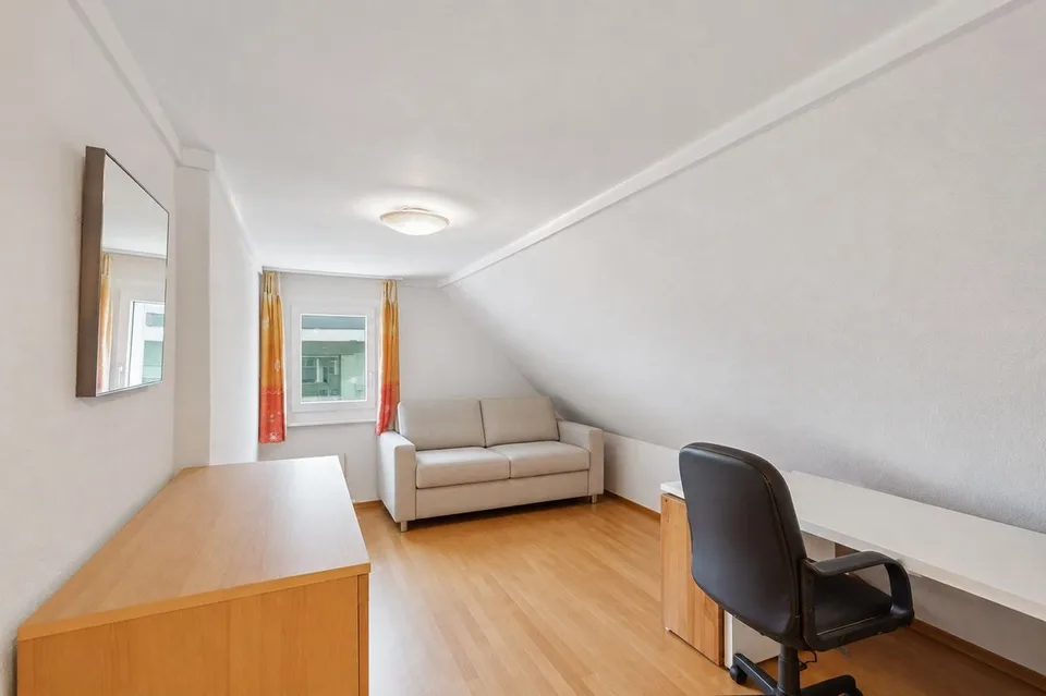A house with generous volumes, ready to write a new story