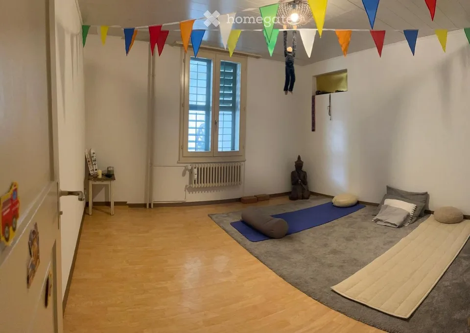2 chambres dans un appartement partagé de 3 pièces au cœur de Küssnacht am Rigi, disponible à partir de décembre
