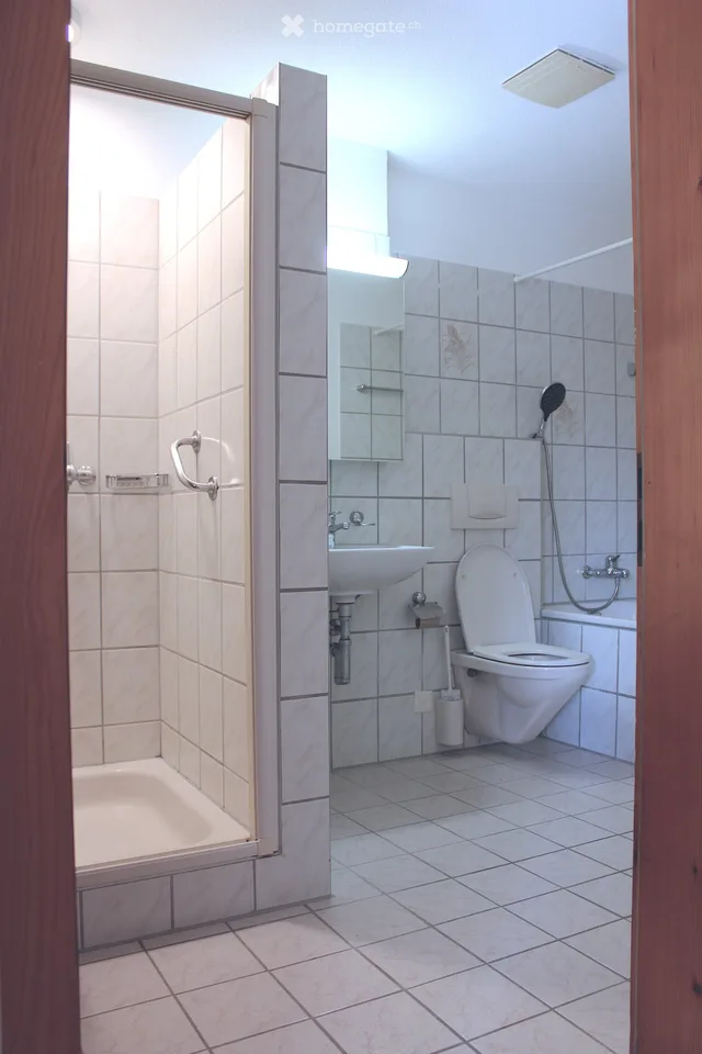 Idyllisches Wohnen im Grünen – 6.5-Zimmer-Haushälfte auf dem Bauernhof