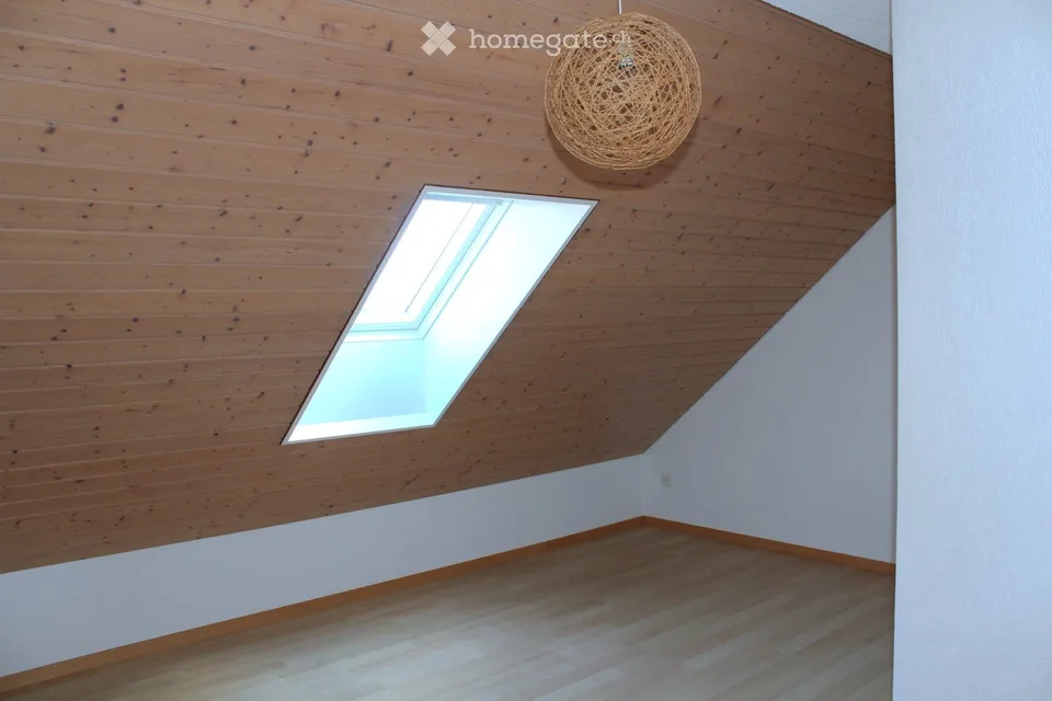 Idyllisches Wohnen im Grünen – 6.5-Zimmer-Haushälfte auf dem Bauernhof