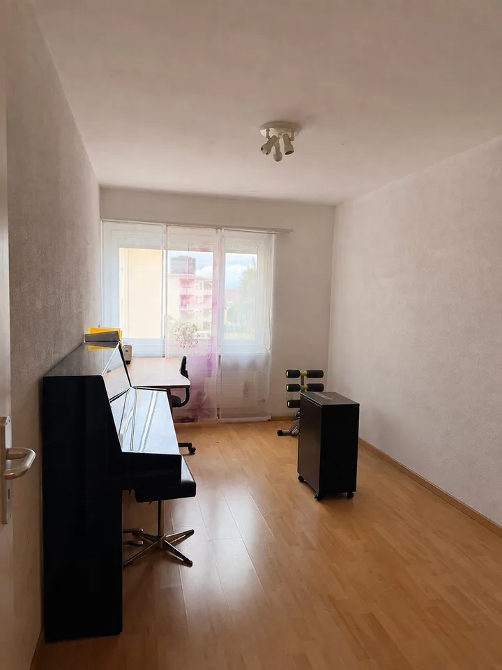 Schöne 4.5 Zimmerwohnung in kinderfreundlicher Umgebung