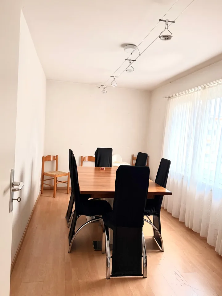 Schöne 4.5 Zimmerwohnung in kinderfreundlicher Umgebung