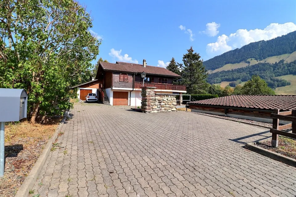 Piccolo chalet in affitto con 2.5 locali e grande terrazza