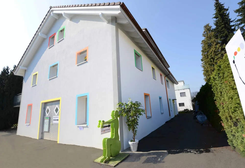 JETZT ZU MIETEN: 3.5-Zi-Whg mit Balkon