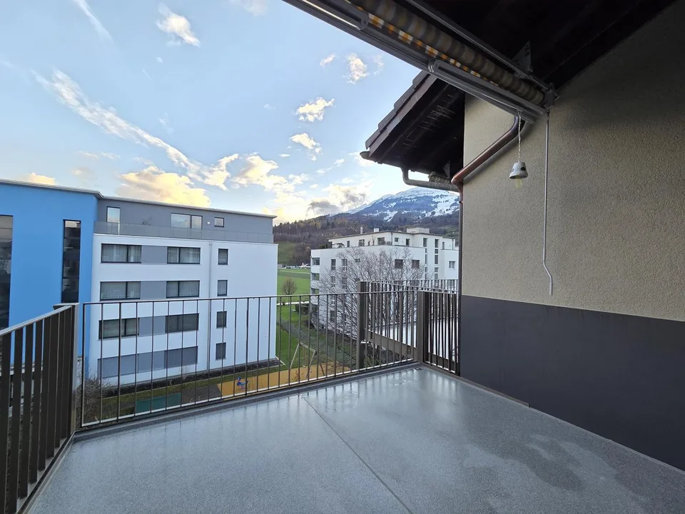 Appartamento di 3 locali luminoso e ristrutturato con balcone spazioso