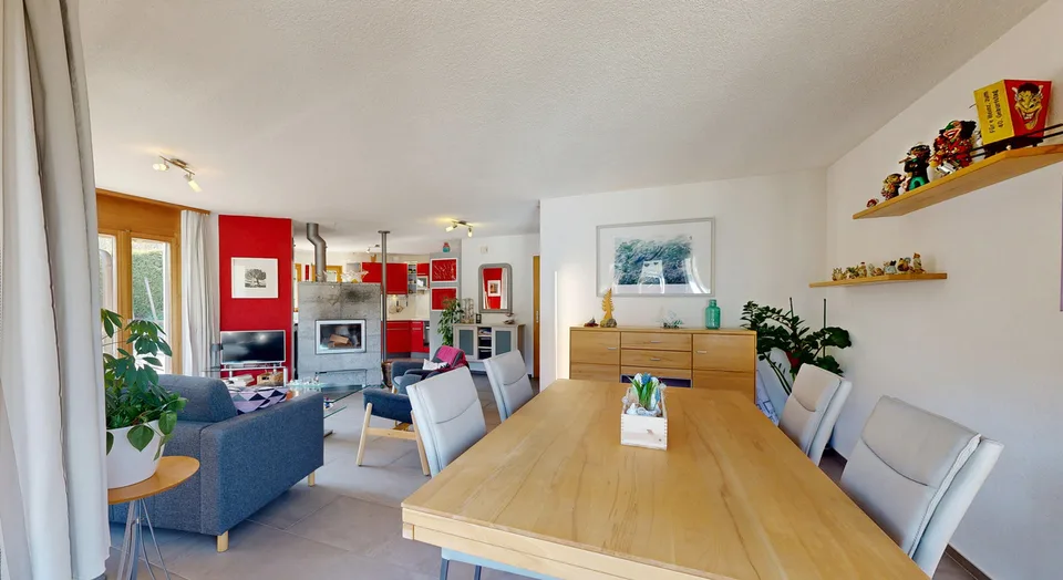 Maison de famille charmante et indépendante de 7,5 pièces avec carport