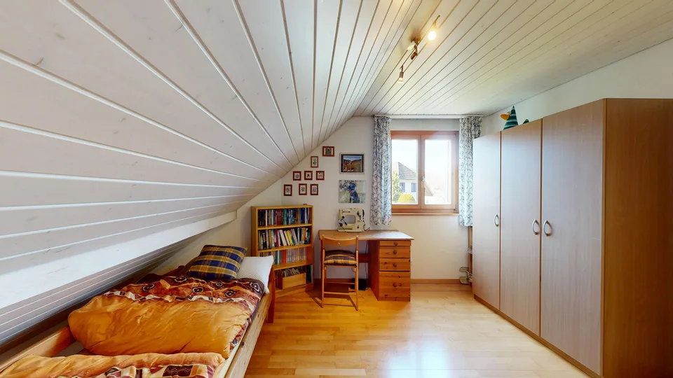 Maison de famille charmante et indépendante de 7,5 pièces avec carport