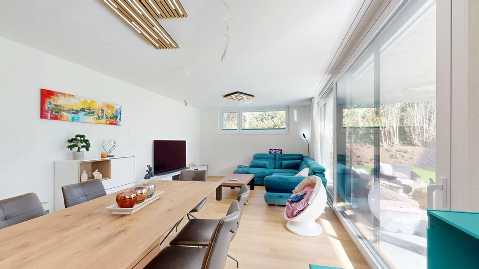 Appartement de jardin moderne 4,5 pièces avec place de parking