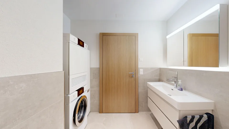 Appartement de jardin moderne 4,5 pièces avec place de parking