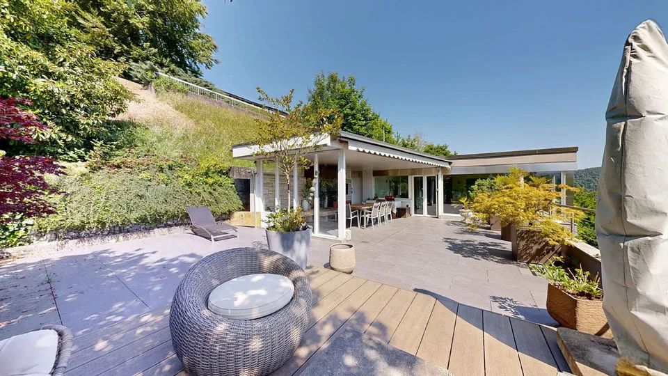 Esclusiva casa unifamiliare di 5,5 locali con vista panoramica mozzafiato
