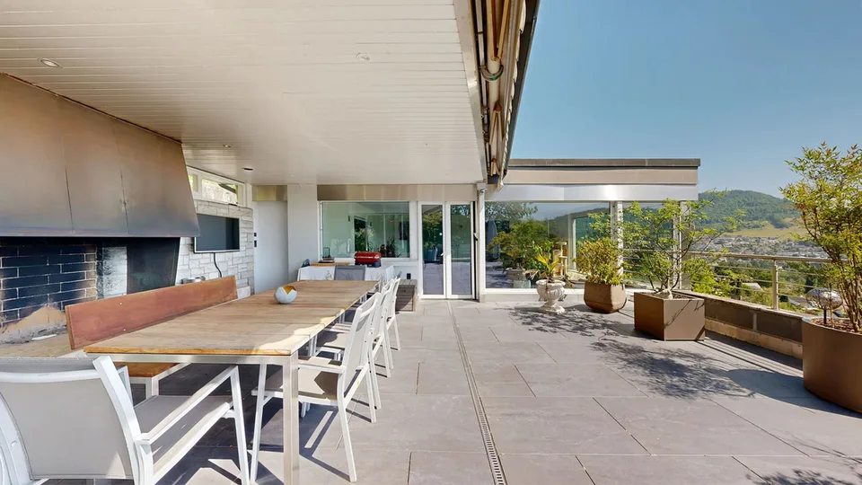 Esclusiva casa unifamiliare di 5,5 locali con vista panoramica mozzafiato