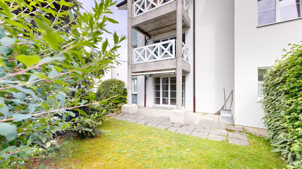 4.5-Zimmer-Gartenwohnung inklusive Einstellhallenplatz im Jura