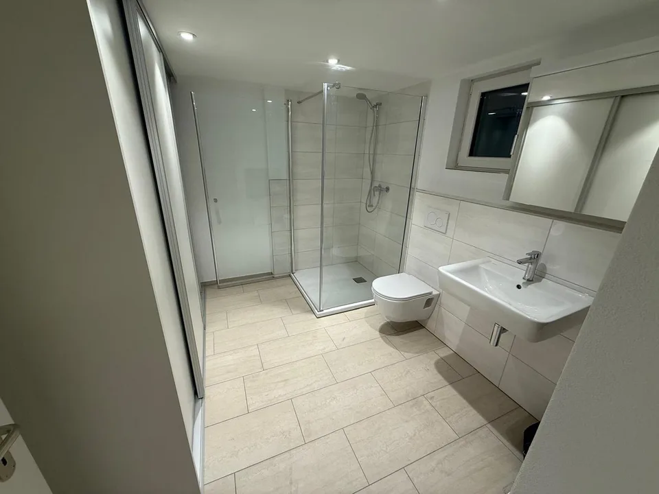 Charmante 2.5-Zimmer-Maisonette-Wohnung mit Kamin und Wintergarten in Laufenburg