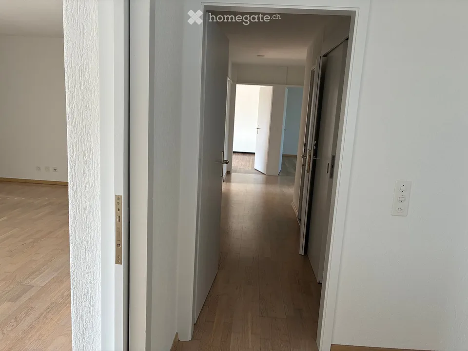 6.5 Zimmer - Etagenwohnung in Wiesendangen