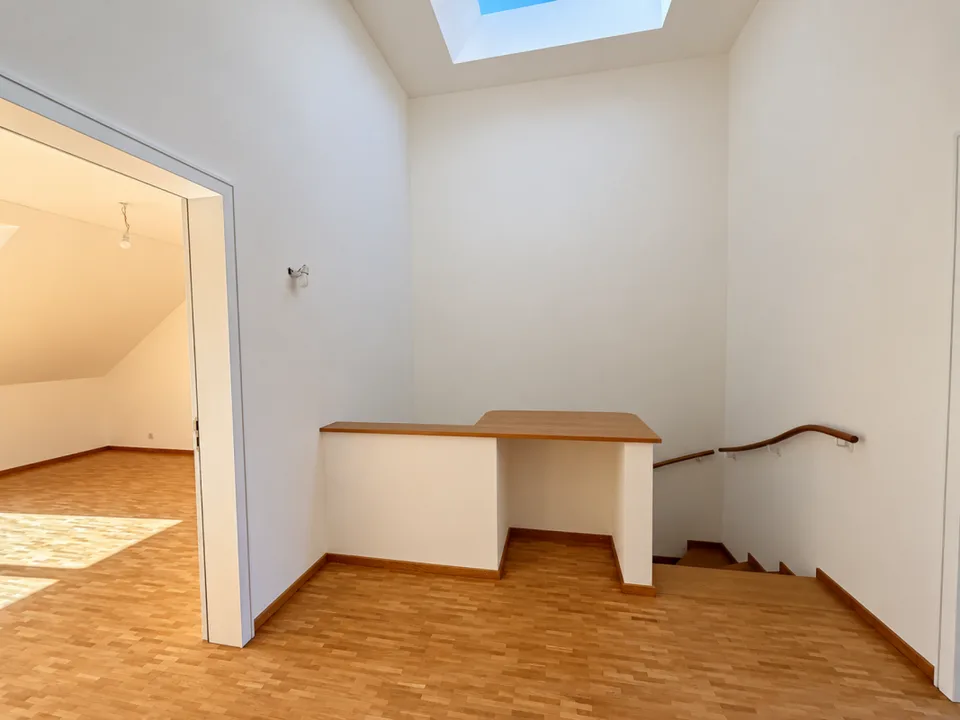 Spacious 4.5-room maisonette apartment with hobby room – photo 10 of 27