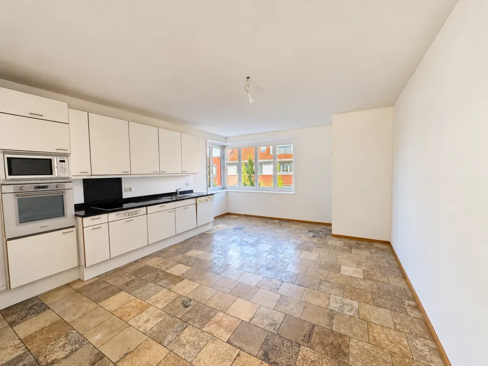 Spacious 4.5-room maisonette apartment with hobby room – photo 7 of 27