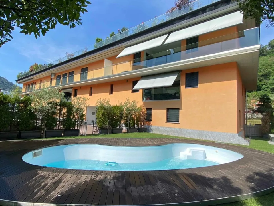 BARBENGO SCHULEN · 4.5 LOCALE MIT GEMEINSCHAFTSPOOL UND ANLIEGENDEM GARTEN