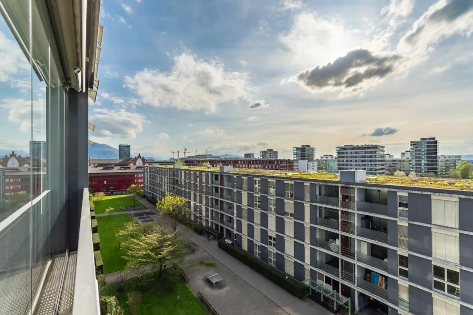 4.5-room city apartment in a central and quiet location in Zug