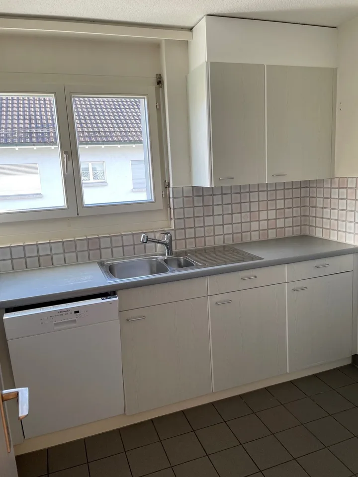 Grosse und helle Maisonettewohnung an ruhiger Lage