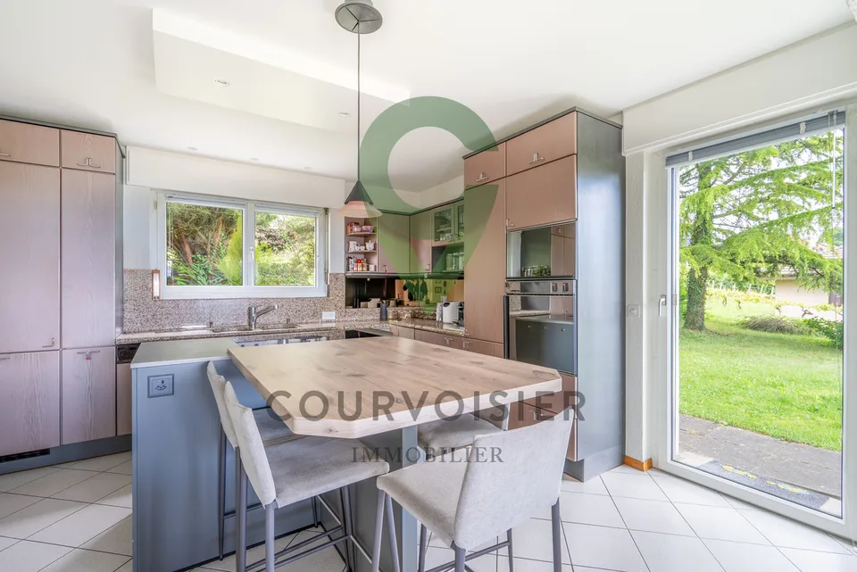 Casa a schiera di 7,5 locali con bella vista sul lago