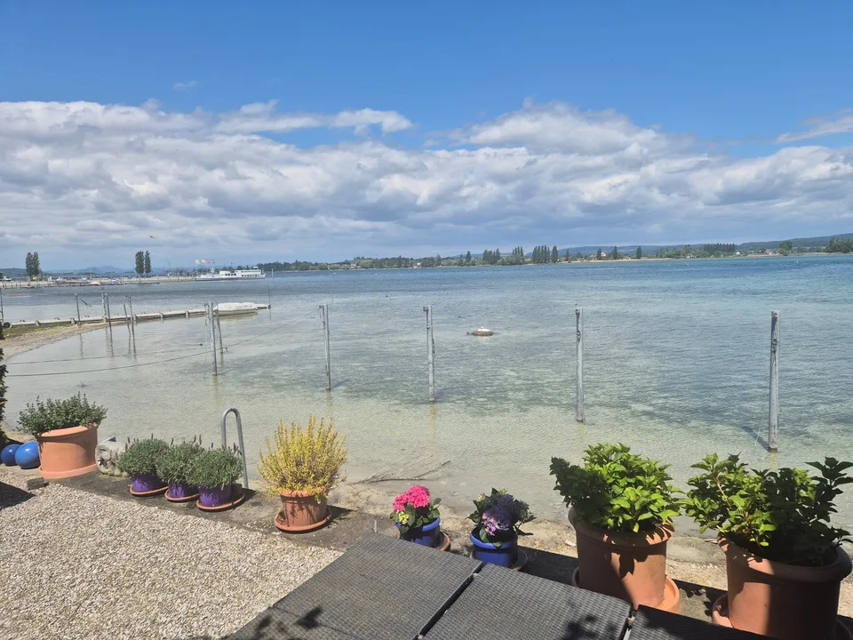 Appartamento a maisonette di 4 locali direttamente sul lago a Ermatingen