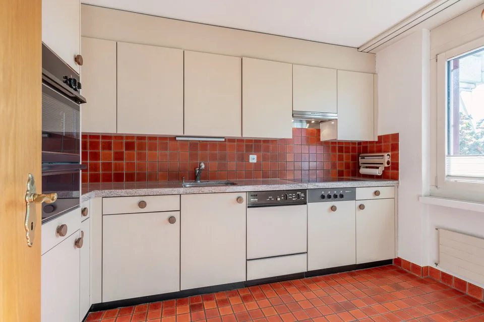 Central 4.5-room apartment in Wettingen with plenty of light and views