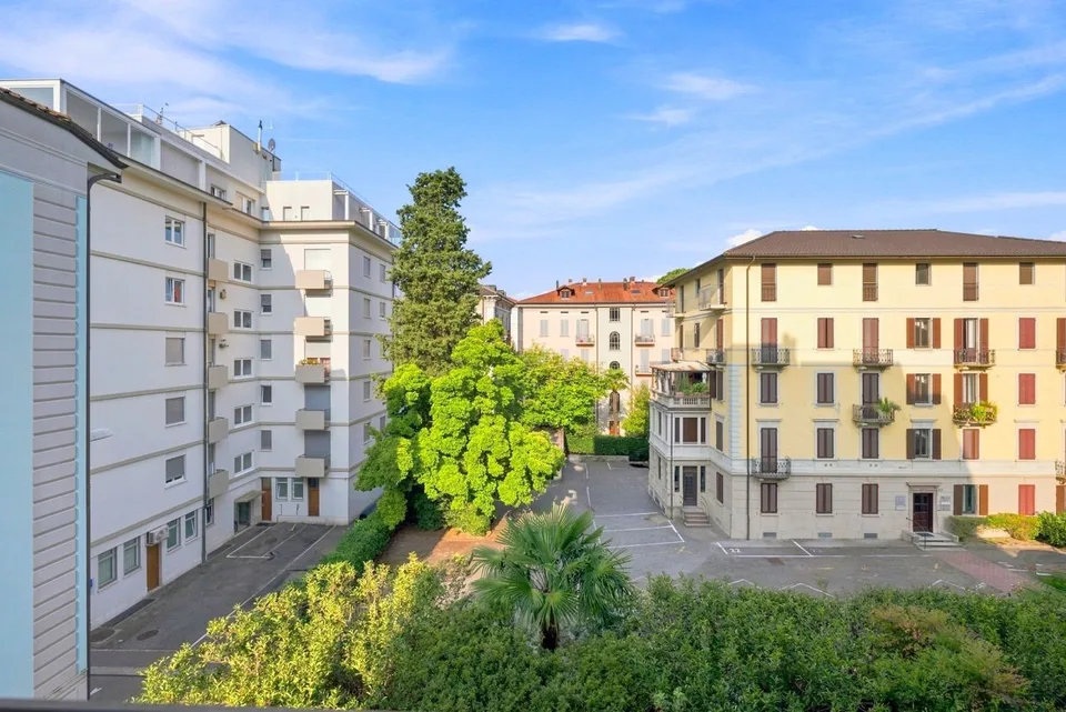 Spazioso appartamento adiacente al Parco Ciani di Lugano