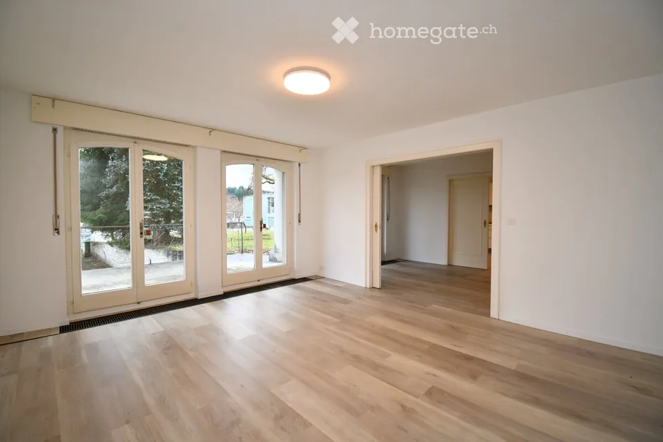 Hier lässt sichs leben  Grosszügiges Einfamilienhaus mit Gartenparad