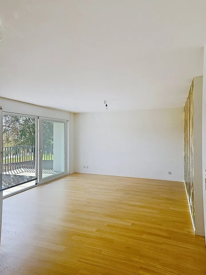 Charmantes 3,5-Zimmer-Wohnung auf dem Land - Sugnens