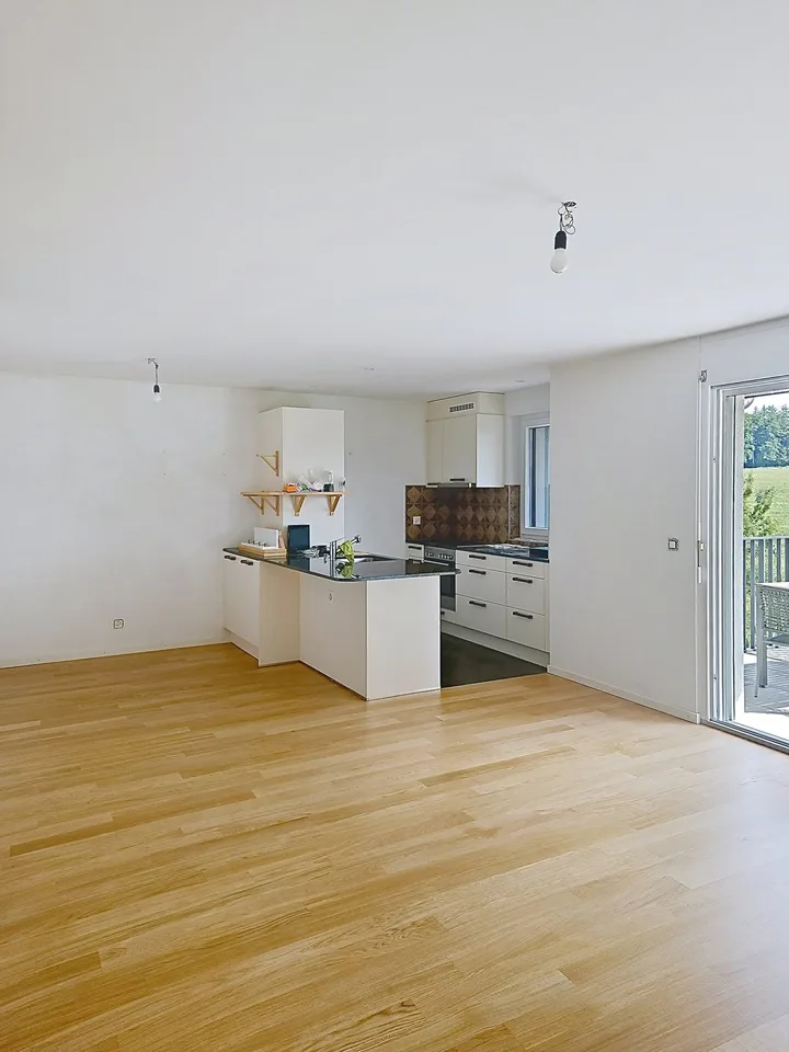 Charmantes 3,5-Zimmer-Wohnung auf dem Land - Sugnens