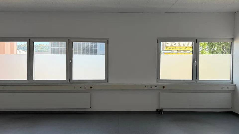 Bureau 60m2 avec deux pièces séparées