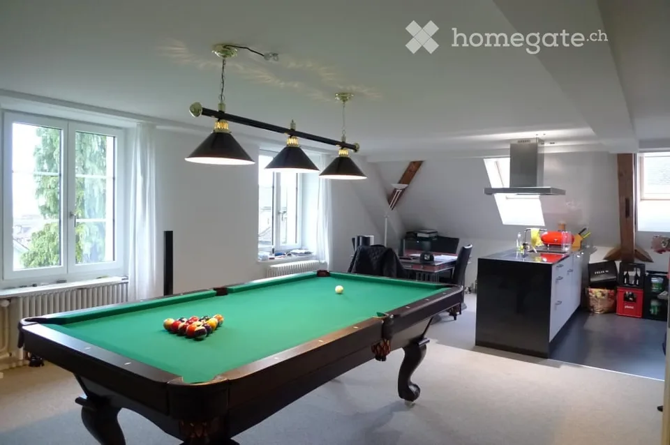 Charmante 5.5-Zimmer-Dachwohnung mit Seesicht
