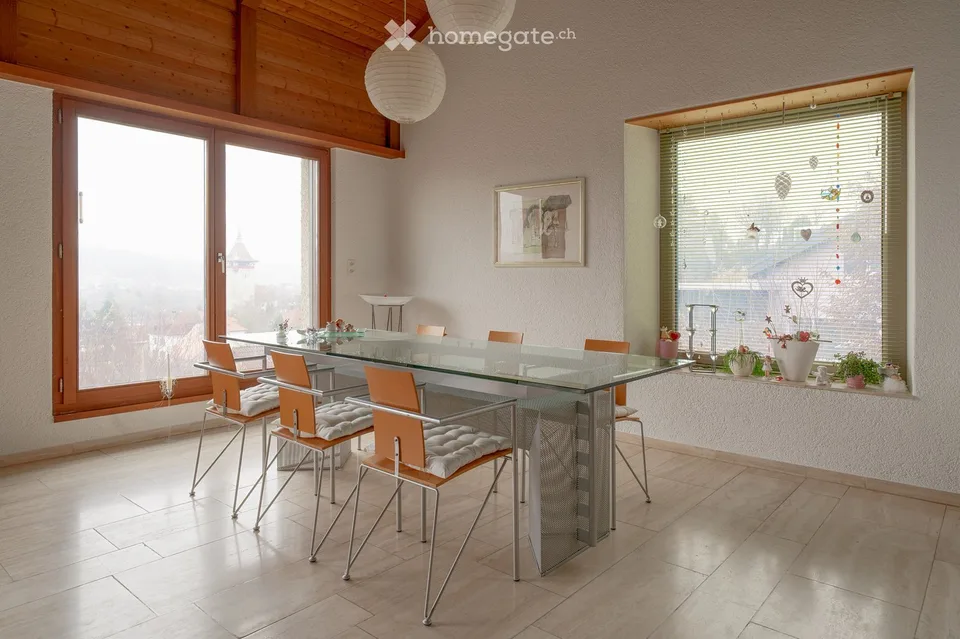 5.5-room single-family house in a quiet location with excellent distant view