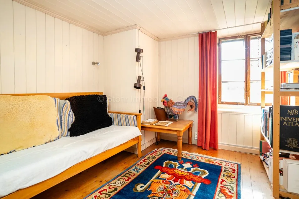 Building land in Brütten with historic farmhouse and development potential