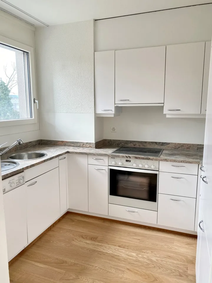 Modern 2 1/2 room apartment in central location