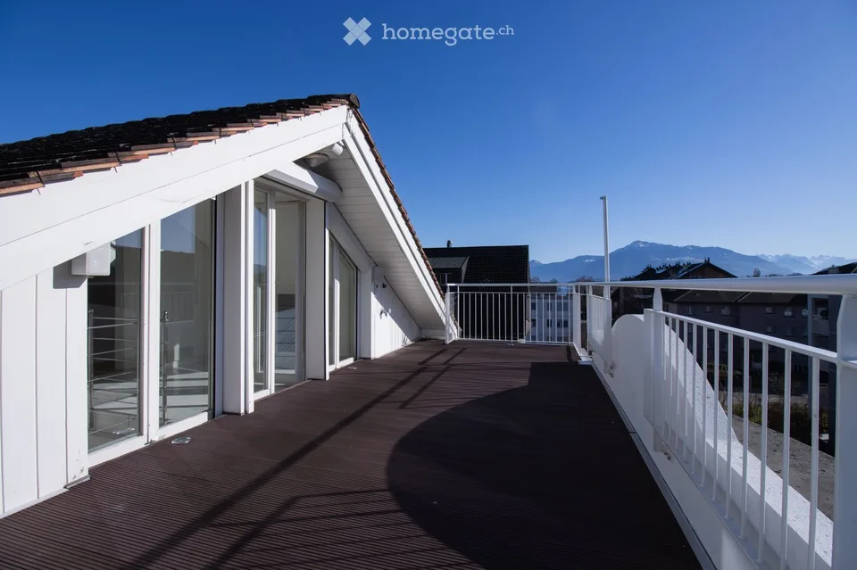 Wunderschöne 6.5-Zimmer-Maisonette-Dachwohnung mit Bergblick in Cham