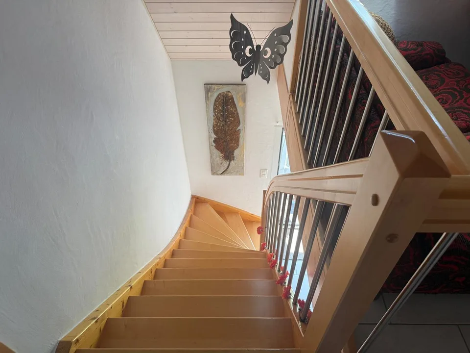 Charming single-family house with garden in a quiet location in Aeschi
