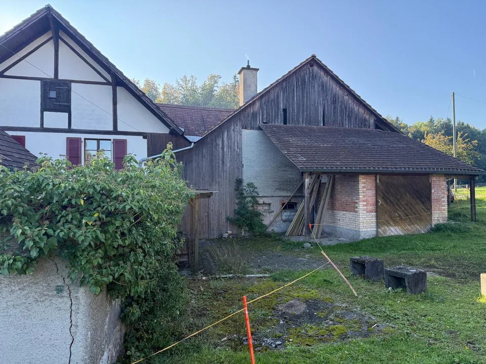 Maison de ferme charmante avec garage et grand jardin à Mühledorf SO