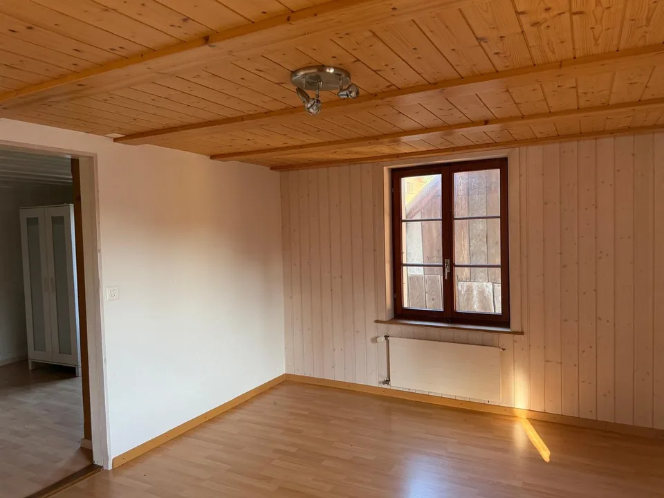 Maison de ferme charmante avec garage et grand jardin à Mühledorf SO