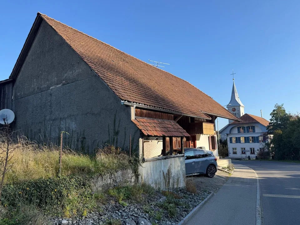 Maison de ferme charmante avec garage et grand jardin à Mühledorf SO
