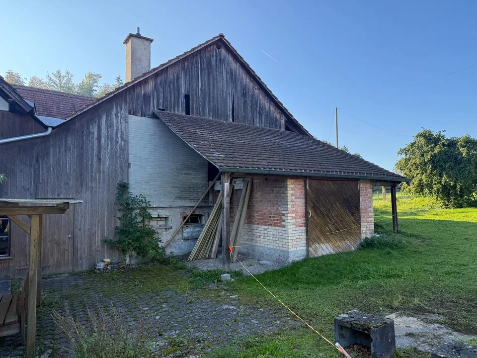 Maison de ferme charmante avec garage et grand jardin à Mühledorf SO