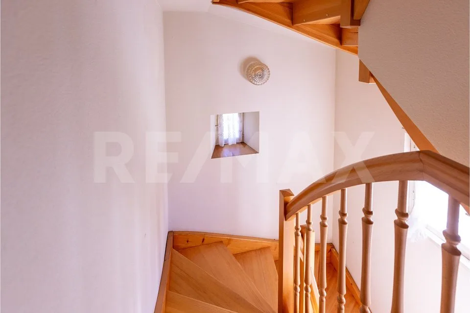 2-Family House, Rental Property, Central Location, 6484 Wassen UR