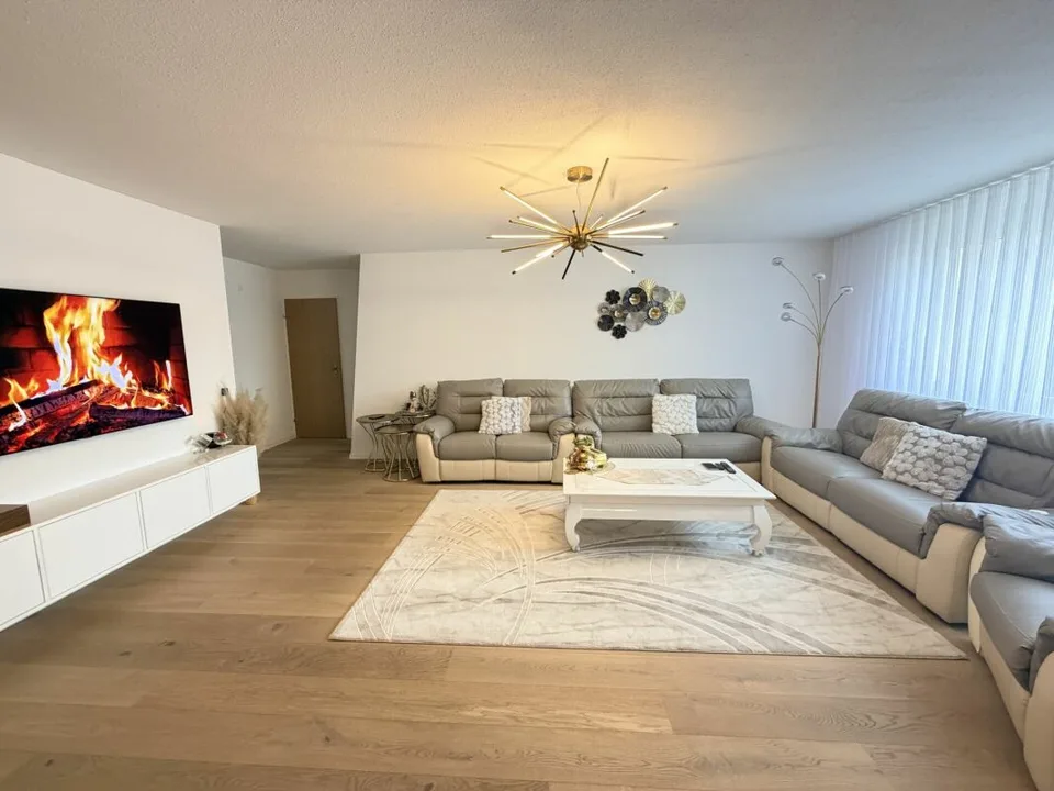 Appartamento attraente di 4,5 locali con molto comfort abitativo