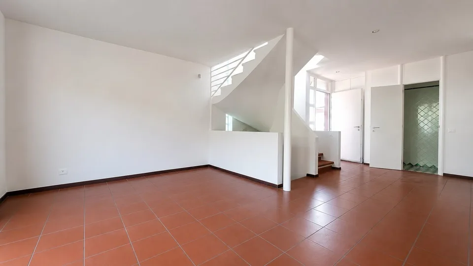 Villa indépendante ensoleillée et confortable avec porche, terrasse et jardin