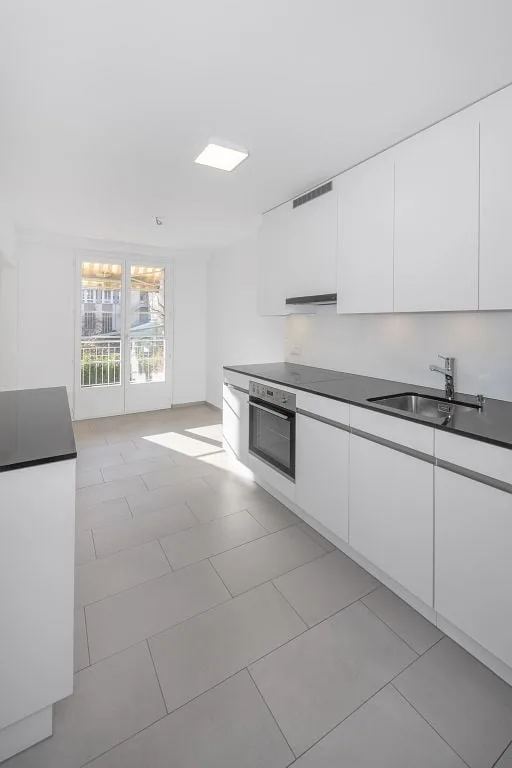 2 1/2-room apartment, 1st floor left