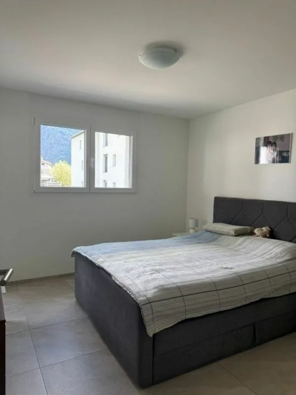 Geräumige und moderne 2.5-Zimmer-Wohnung in San Vittore