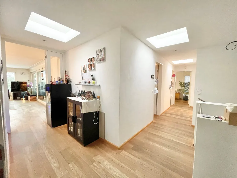 Modernes Terrassenhaus an ruhiger und zentraler Lage in Allschwil